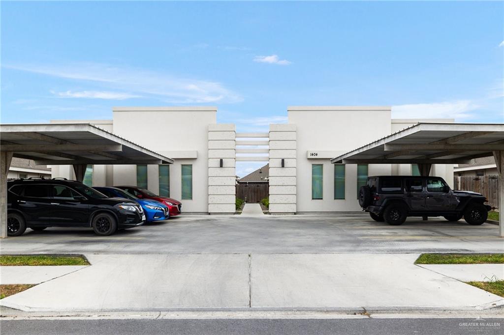 Photo 1 of 1404 Alta Vista Drive, Weslaco