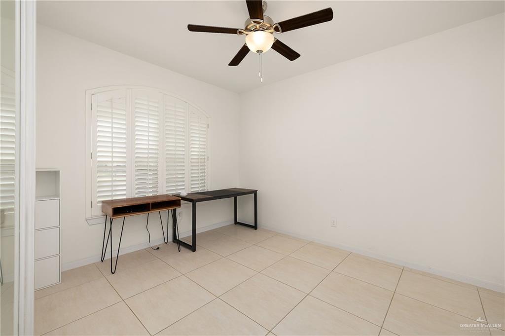 Photo 15 of 3914 Revilla Street