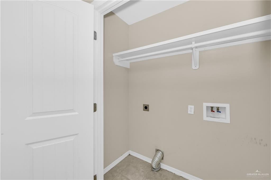 Photo 14 of 1607 Omni Avenue