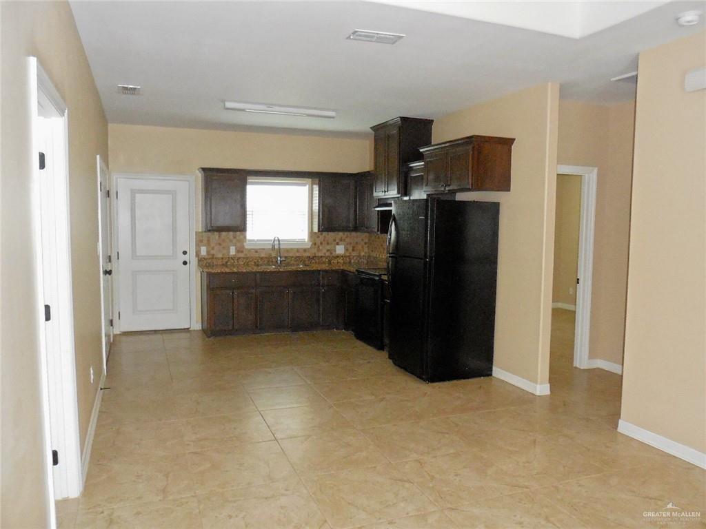 Photo 5 of 2601 Garfield Avenue