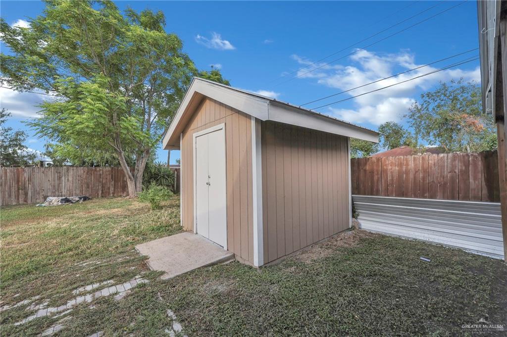 Photo 11 of 364 Austin Avenue