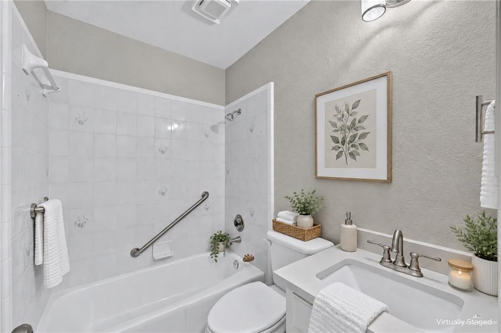 Photo 18 of 2304 Viola Street