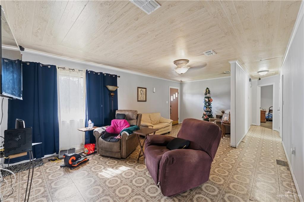 Photo 5 of 807 Louisiana Avenue