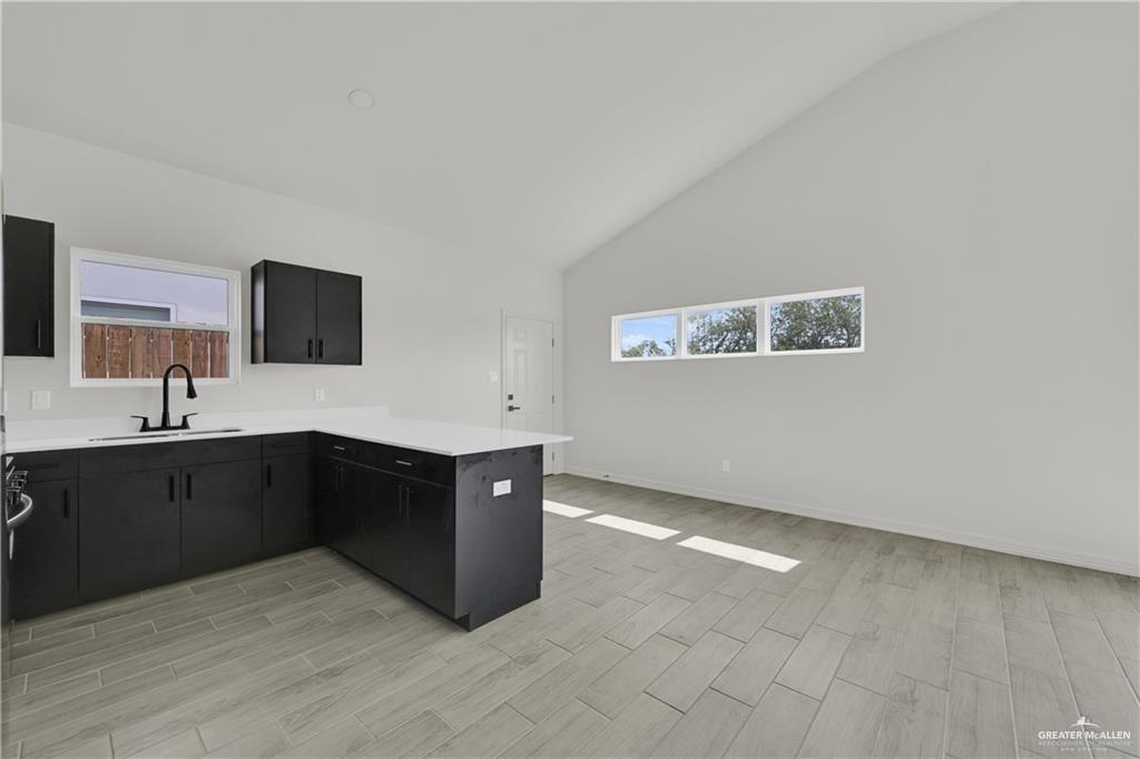 Photo 9 of 2612 Robin Street #Apt#2