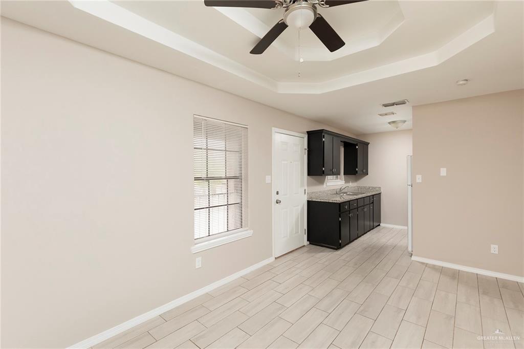 Photo 2 of 406 6th Street #7