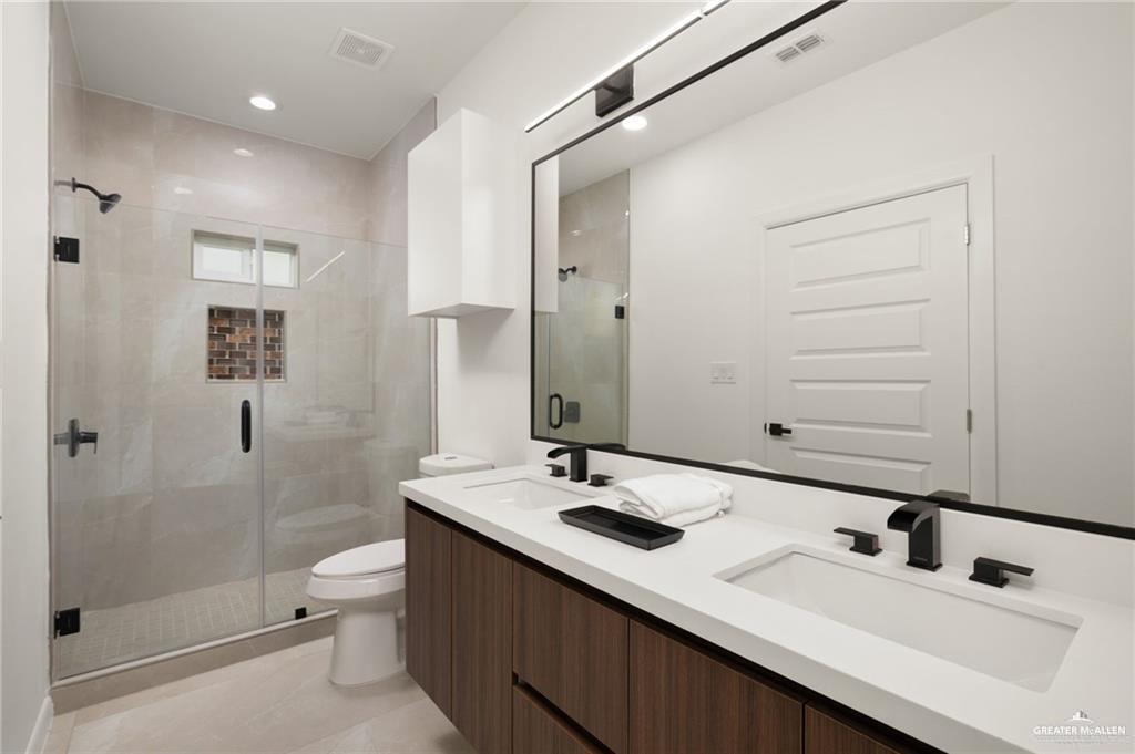 Photo 10 of 5801 Providence Avenue #C