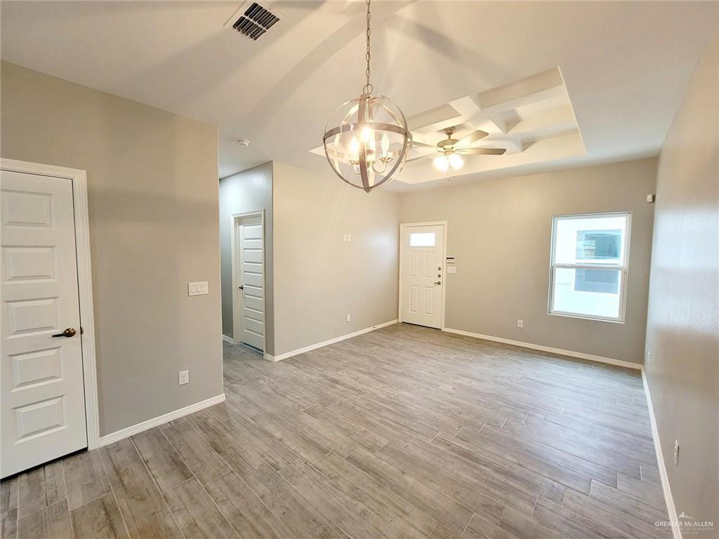 Photo 10 of 1817 Davenport Street #4