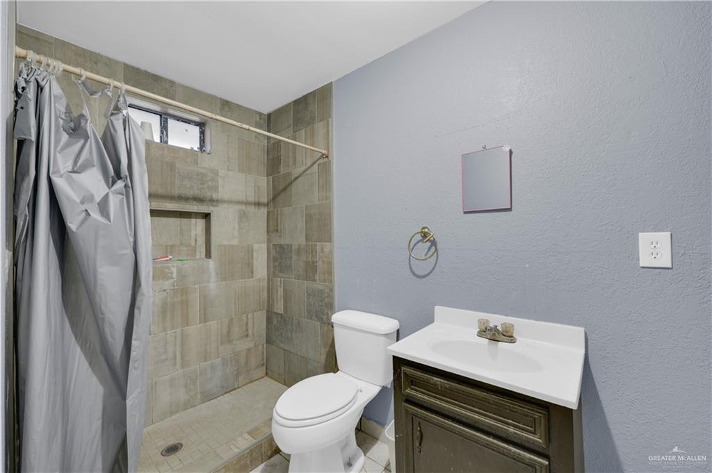 Photo 11 of 537 Benito Street