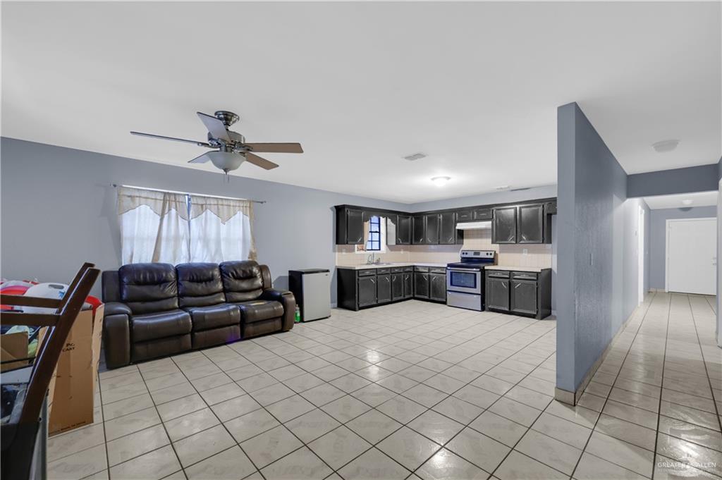 Photo 5 of 537 Benito Street
