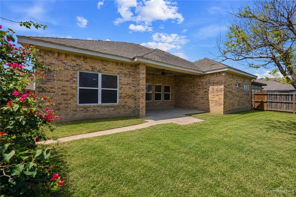 Photo 9 of 3720 Macquarie Drive