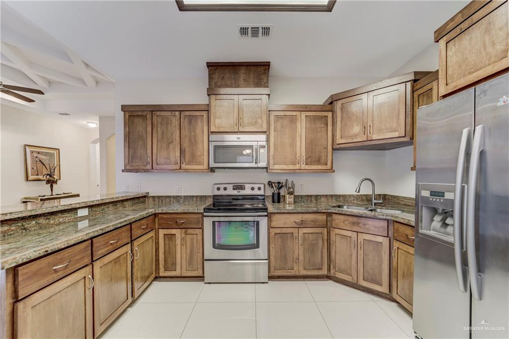 Photo 8 of 2510 Driftwood Court