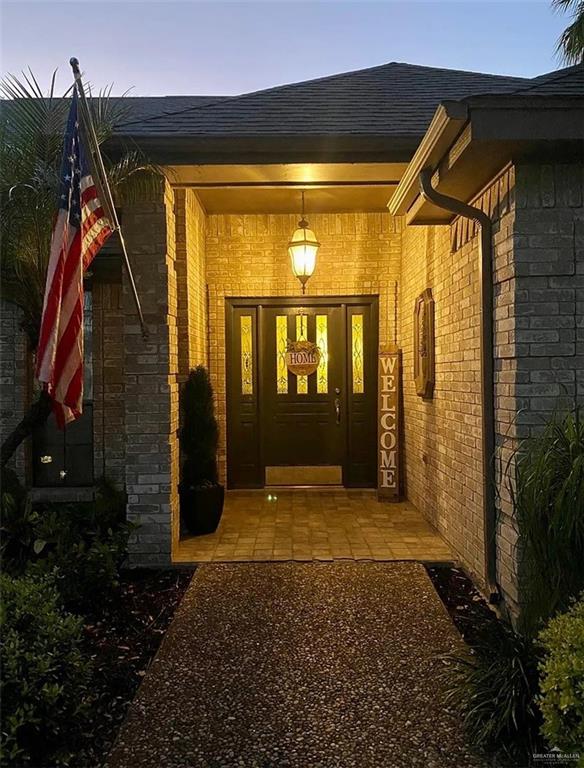 Photo 2 of 3003 Wisteria Avenue