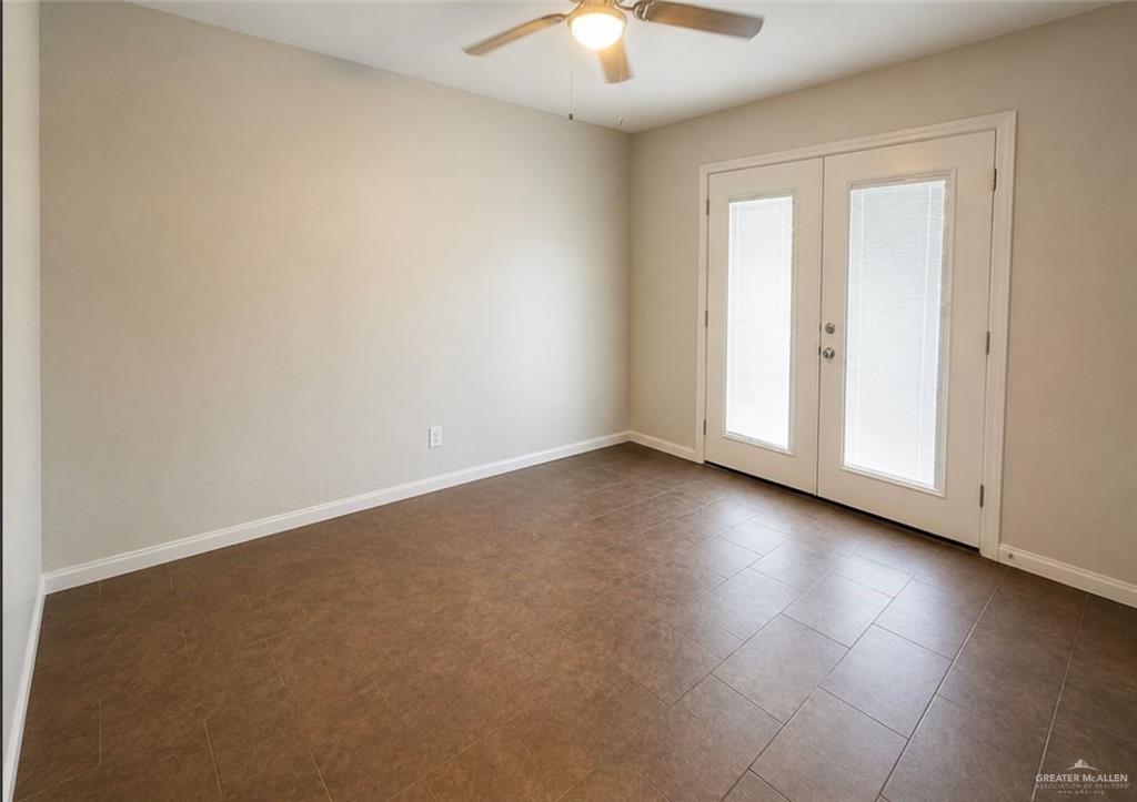 Photo 9 of 1112 Fern Avenue