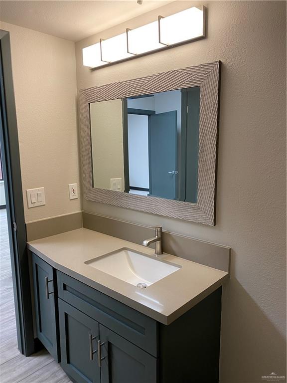 Photo 8 of 837 Esperanza Avenue #C