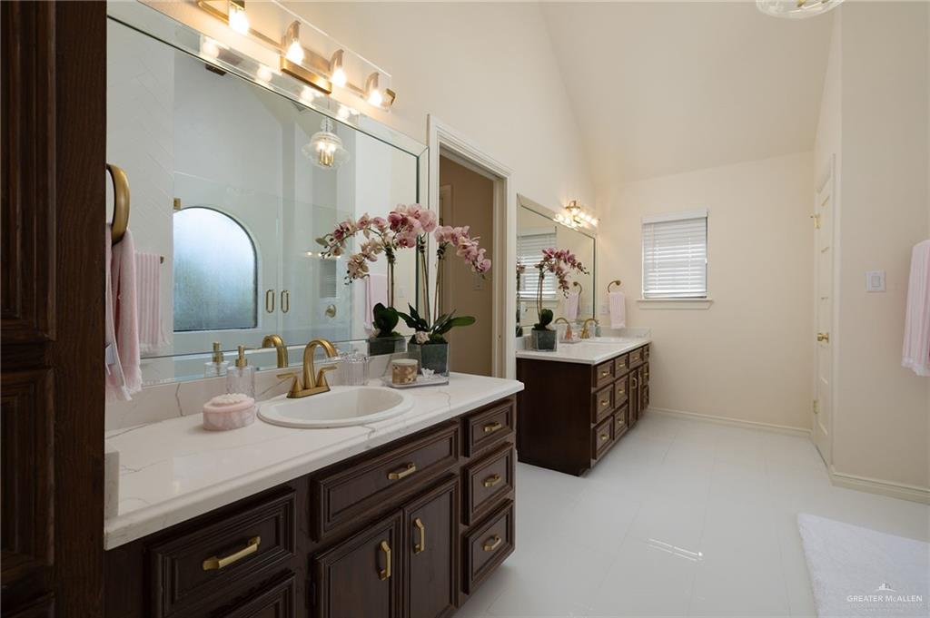 Photo 16 of 605 Avocet Avenue