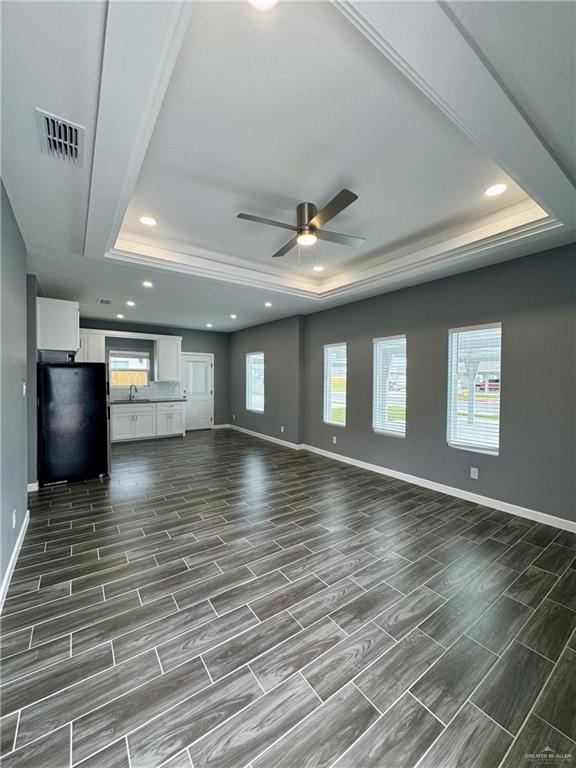 Photo 3 of 3004 Driftwood Street #2