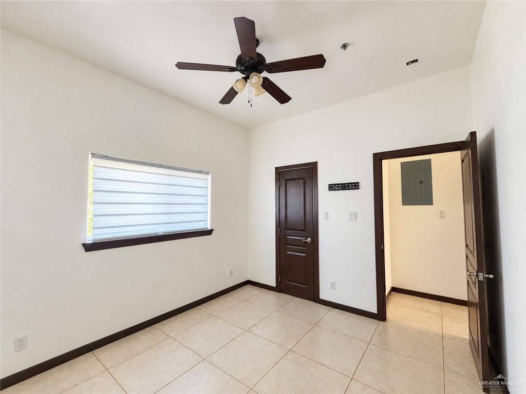 Photo 19 of 4217 Colbath Avenue #445B