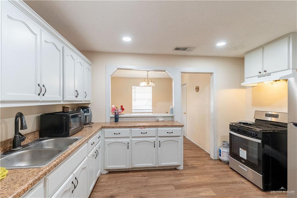 Photo 6 of 323 20th Avenue
