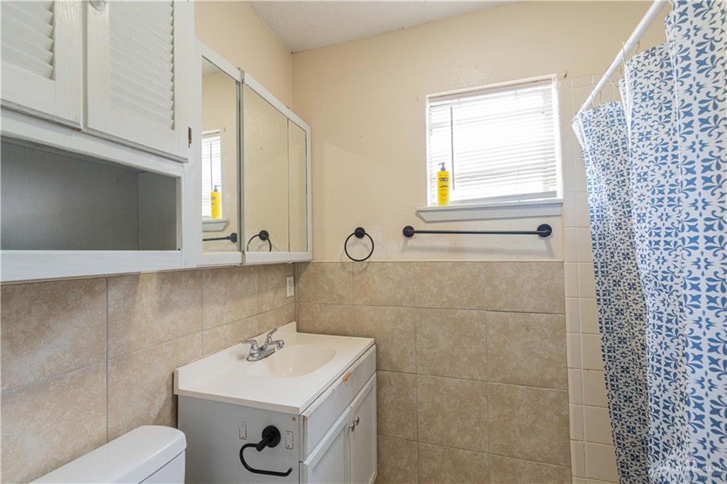 Photo 9 of 323 20th Avenue