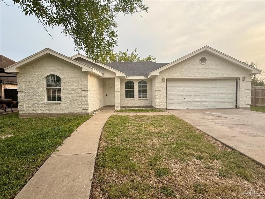 Photo 1 of 2208 Victoria Street, Hidalgo