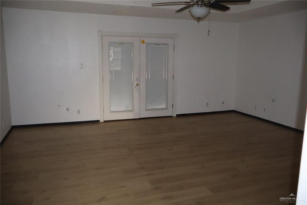 Photo 7 of 27 Las Palmas Road
