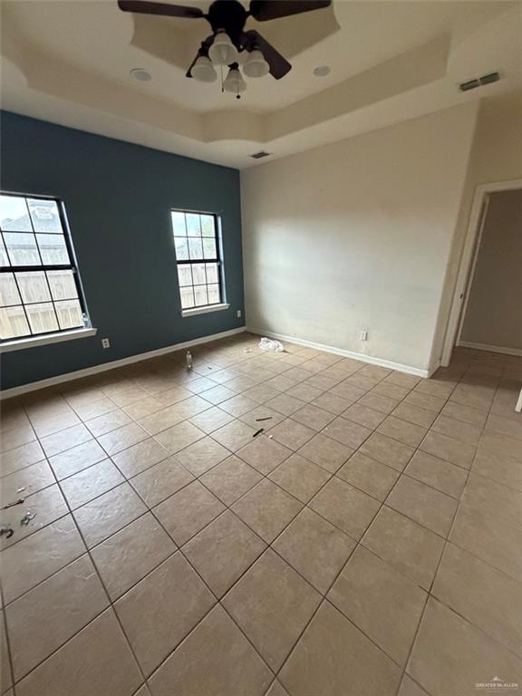 Photo 7 of 3326 Tulipan Avenue