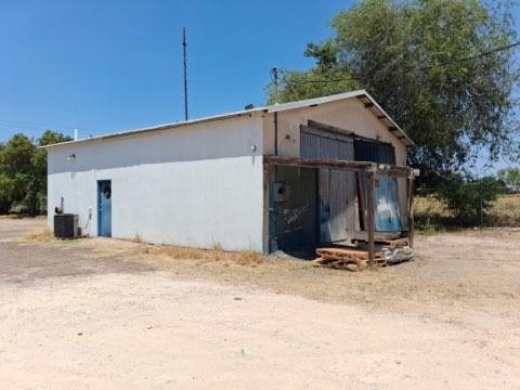 Photo 2 of 307 Ware Road