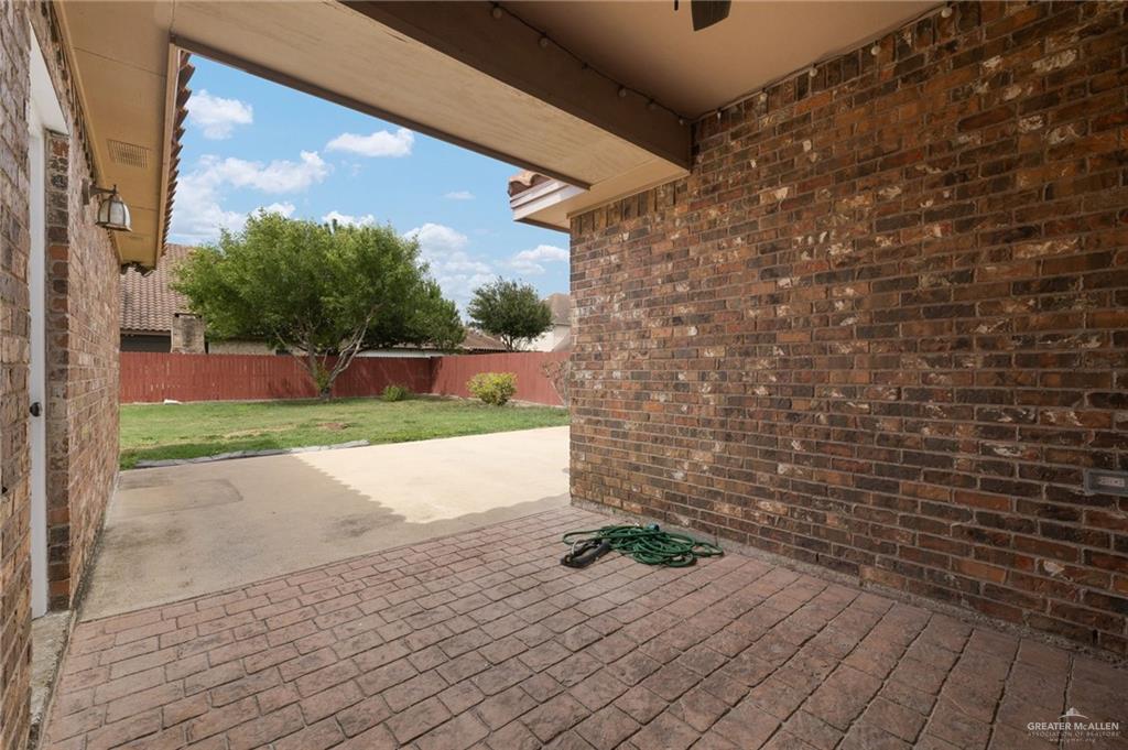 Photo 23 of 3121 Whitewing Avenue