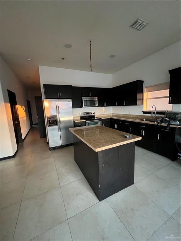 Photo 4 of 4217 Colbath Avenue #250b