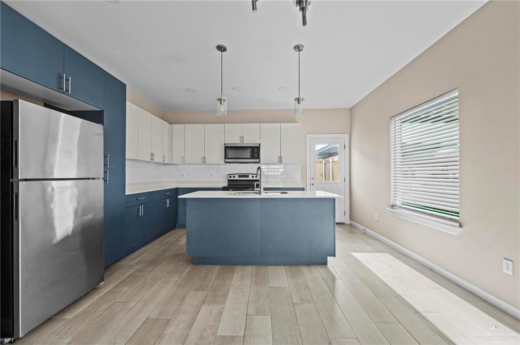 Photo 2 of 5700 Swallow Avenue #2