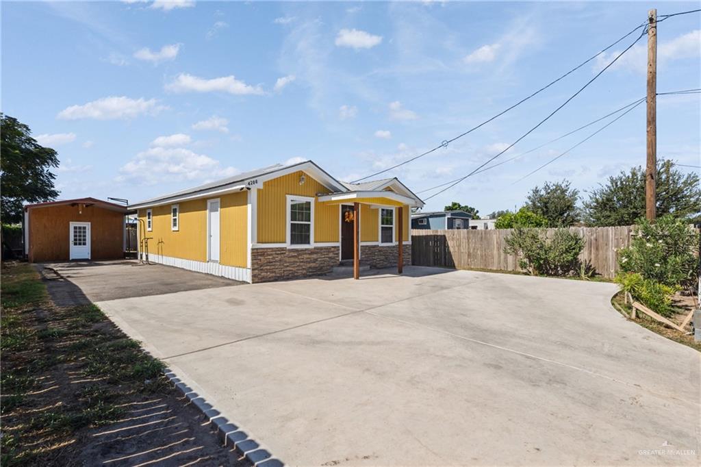 Photo 2 of 4206 Clemente Avenue