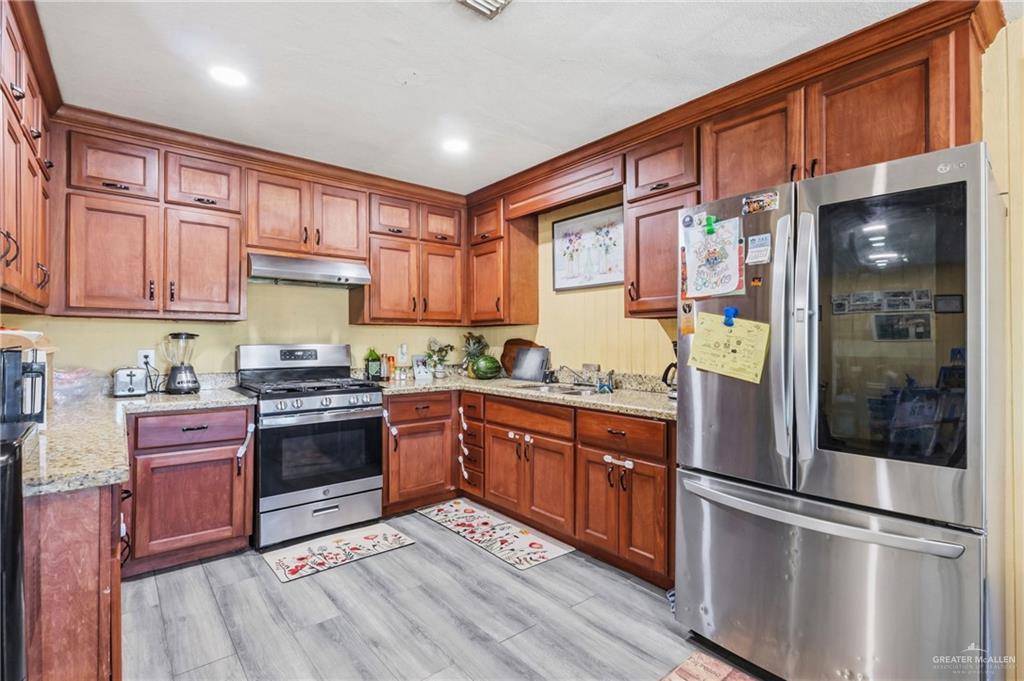 Photo 4 of 4206 Clemente Avenue