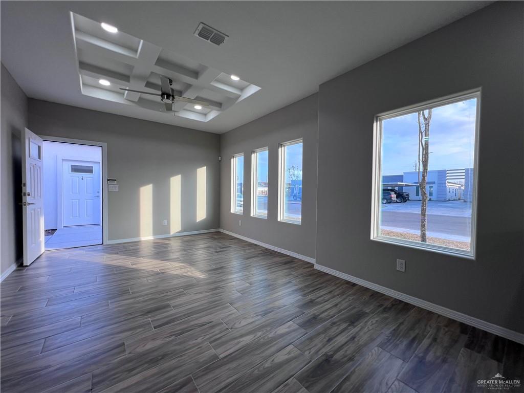 Photo 2 of 4104 Walnut Avenue #4