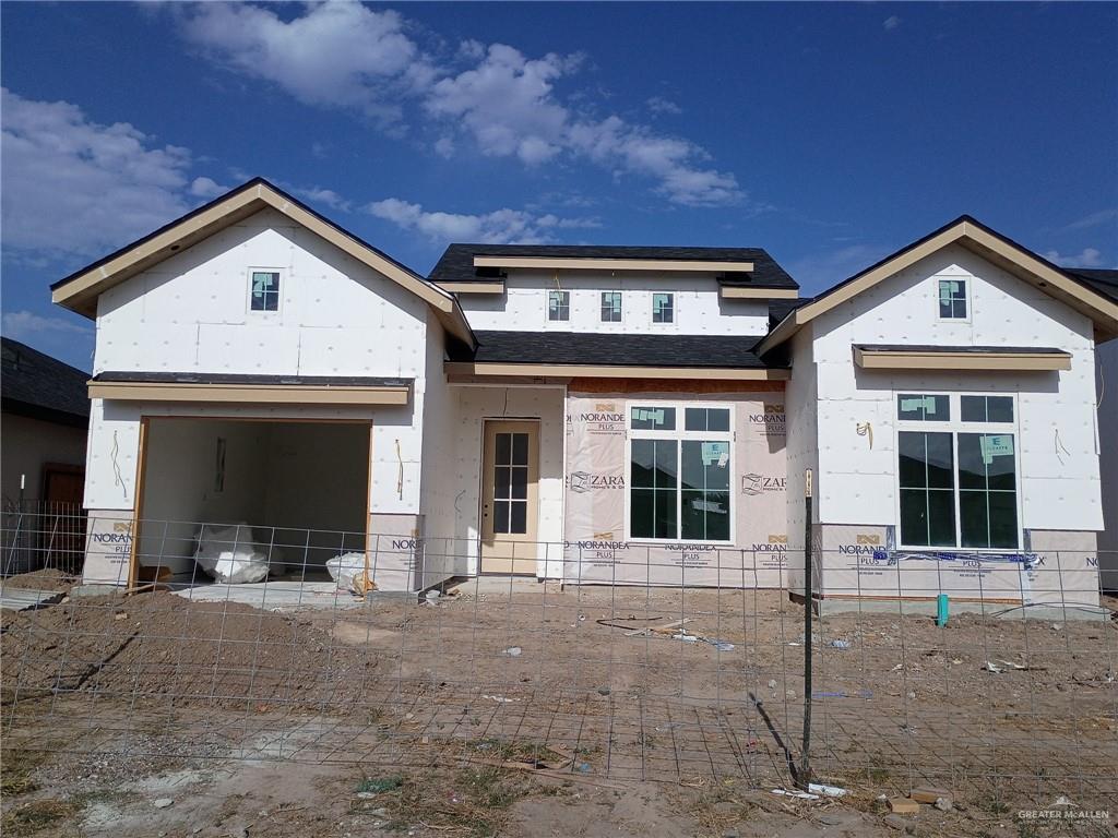 Single Family home at 409 Leon, Elsa, Texas
