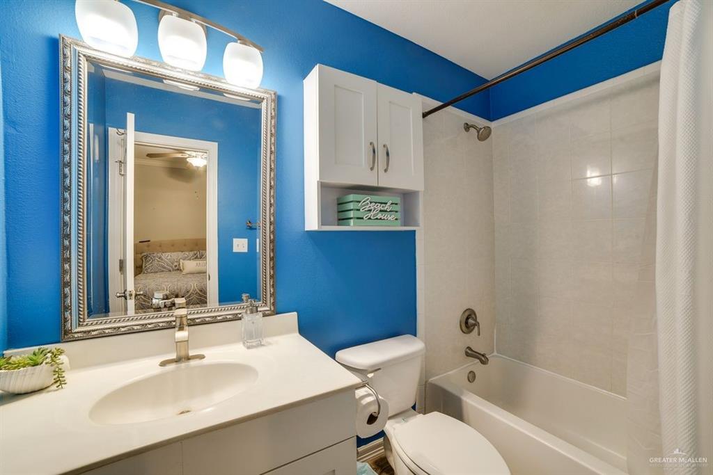 Photo 17 of 108 Polaris Drive