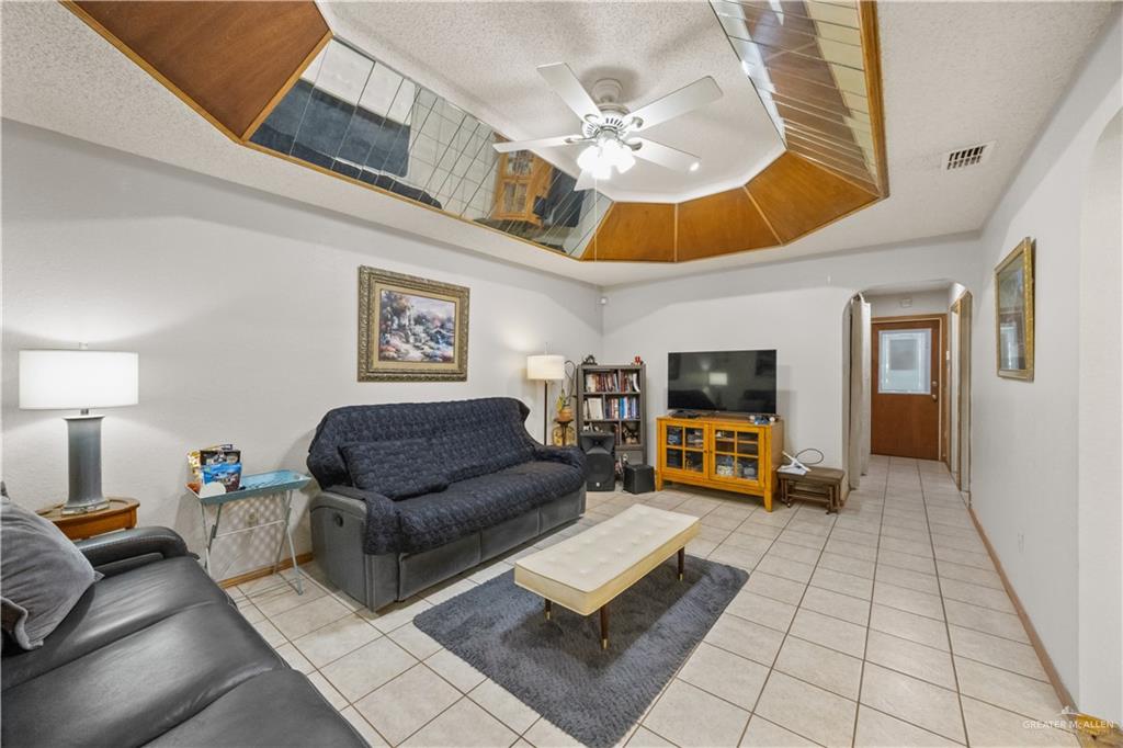 Photo 5 of 1322 Olga Street