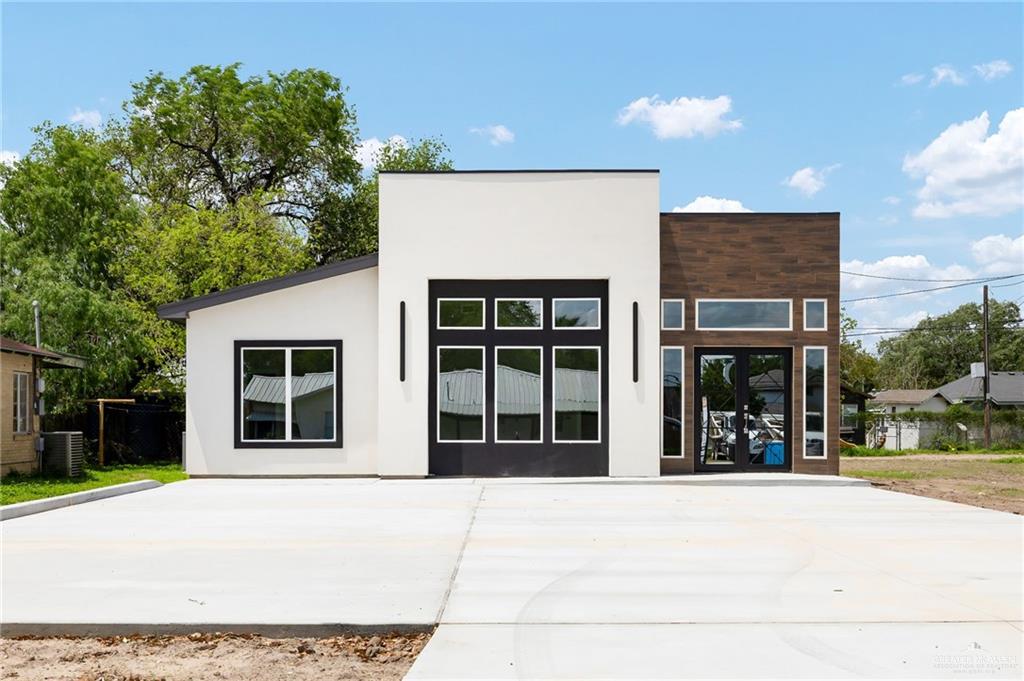 Photo 1 of 614 Missouri Avenue, Weslaco