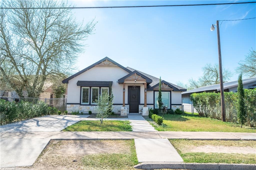 Photo 2 of 334 Ciro Caceres Avenue
