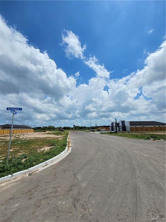Photo 11 of 1303 Rosewood Drive
