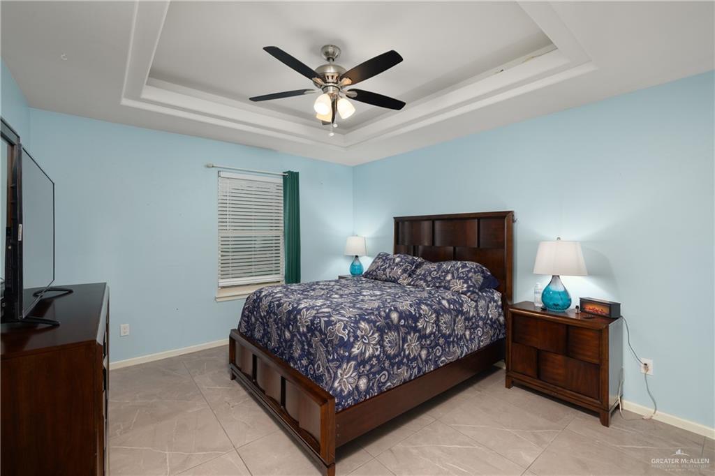 Photo 8 of 1407 Combes Avenue