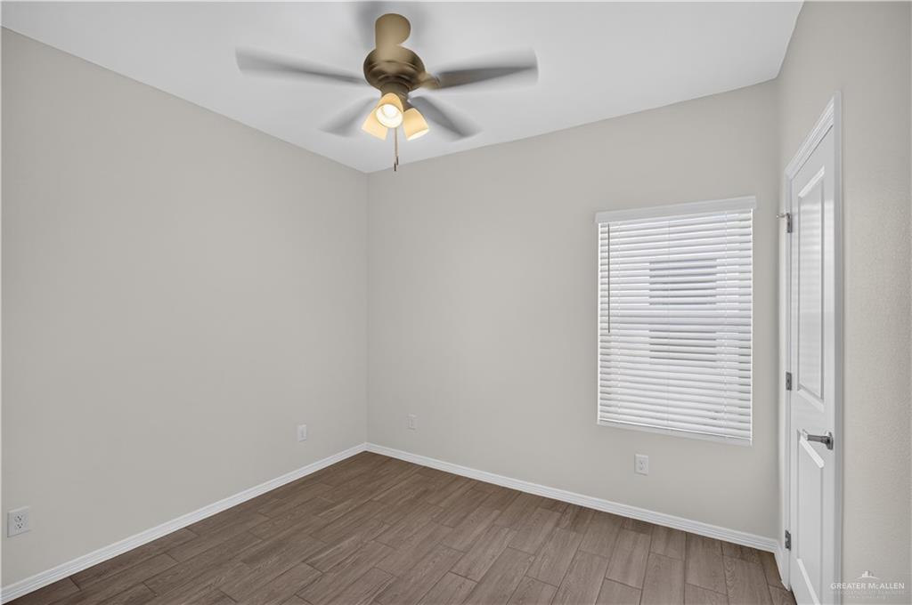 Photo 12 of 409 Alexandrite Avenue