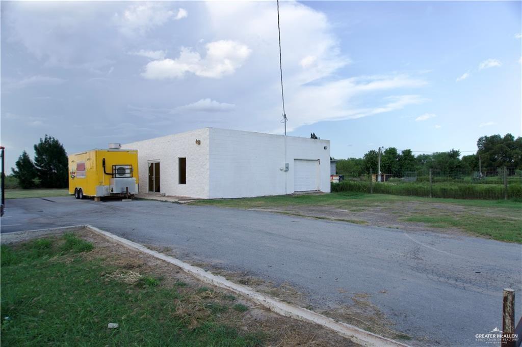 Photo 3 of 13108 FM 493 Road