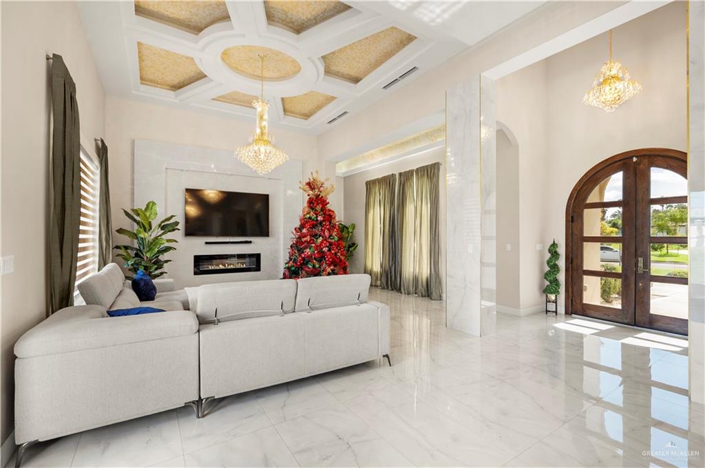 Photo 8 of 4023 Coconut Palm Drive
