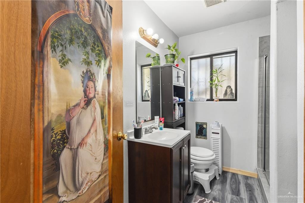 Photo 6 of 205 11th Street