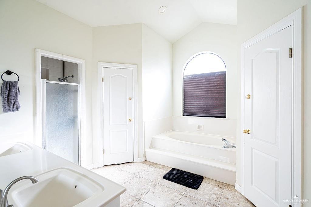 Photo 9 of 408 Redbud Avenue