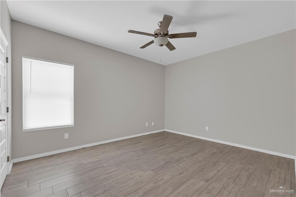 Photo 11 of 5105 Dahlia Street #3