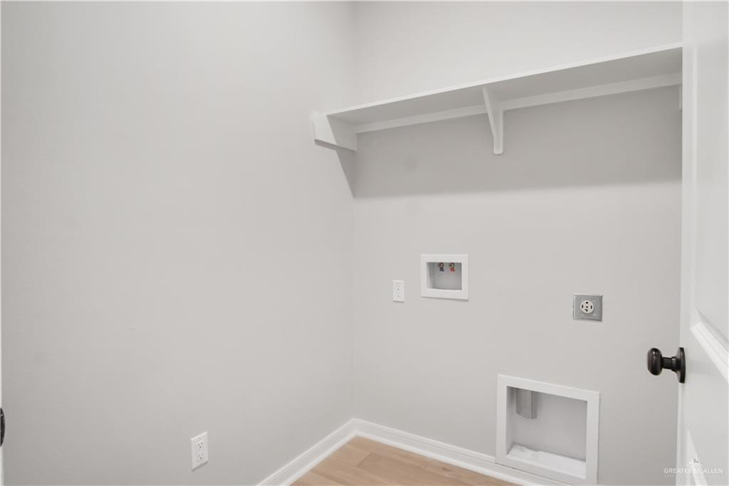 Photo 12 of 590 Live Oak Street