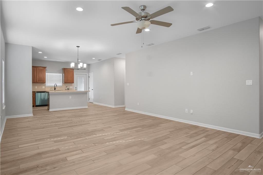 Photo 6 of 590 Live Oak Street