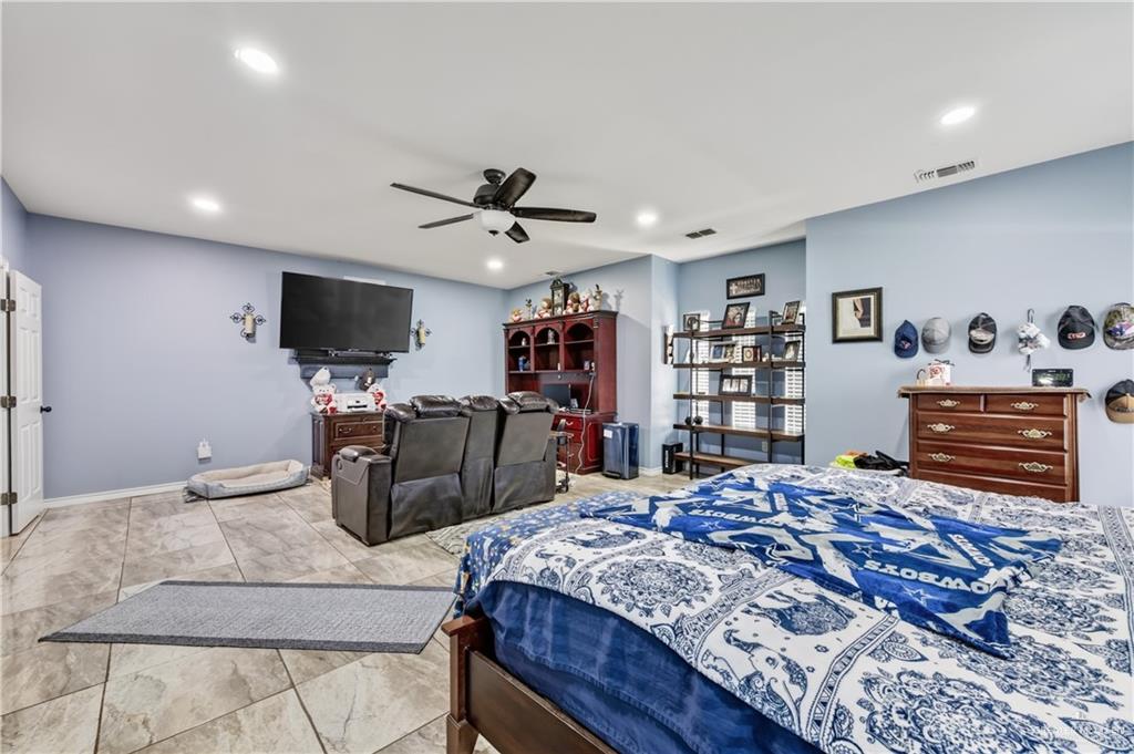 Photo 14 of 23622 Oak Knoll Drive