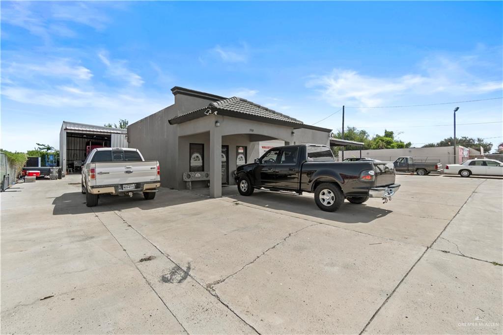 Photo 3 of 1501 Expressway 83